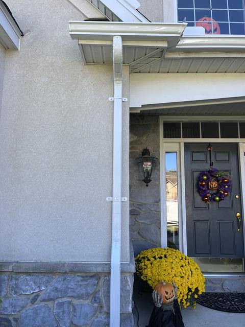 Home front entry porch detail — New Holland, PA