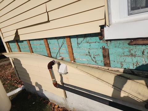 Metal standing seam roof installation crew — Reading, PA