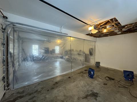 Mold containment chamber with air movers — Reading, PA