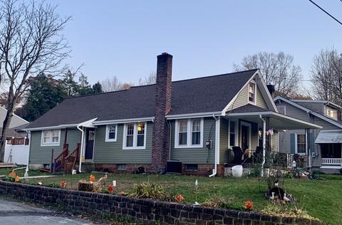 Olive ranch home new roof — Mohnton, PA