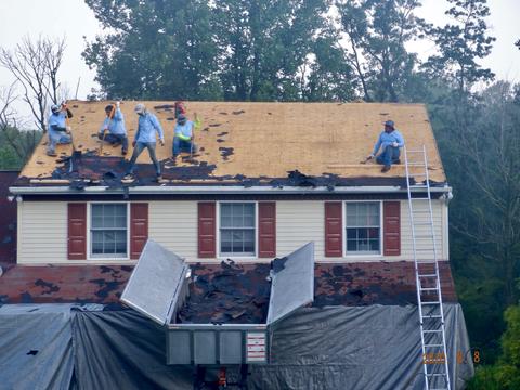 Roof tear off crew two story home — New Holland, PA