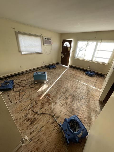 Water damage drying air movers subfloor — Mohnton, PA